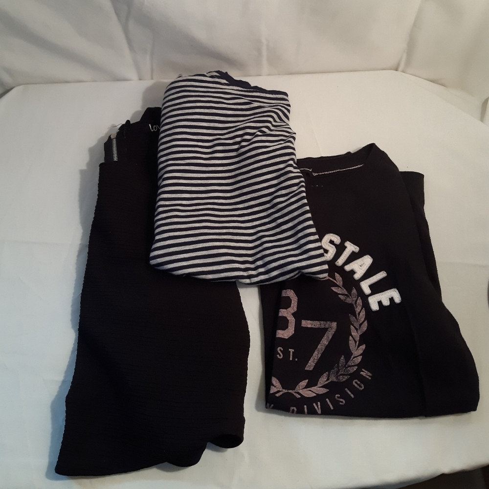 3 Medium women's tops